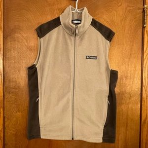 Columbia zip up fleece vest size medium